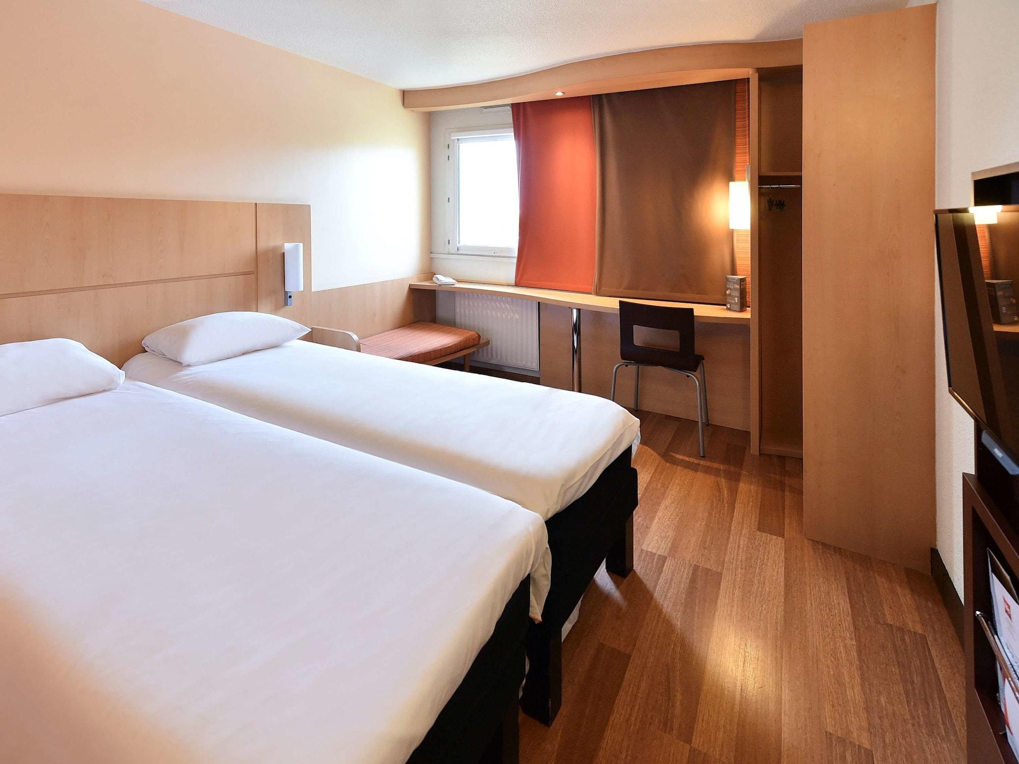 Ibis Beaune La Ferme Aux Vins Esterno foto
