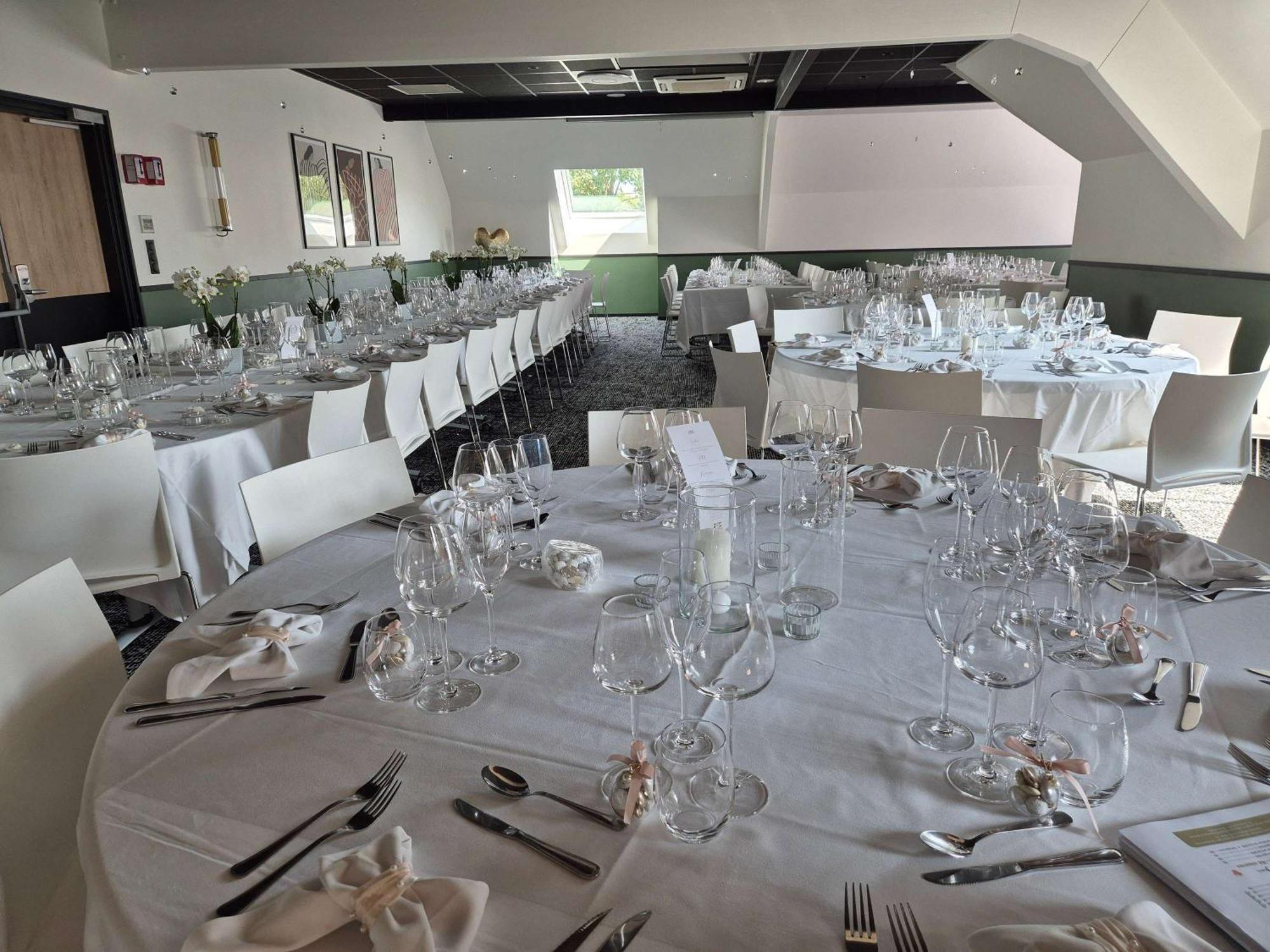 Ibis Beaune La Ferme Aux Vins Esterno foto